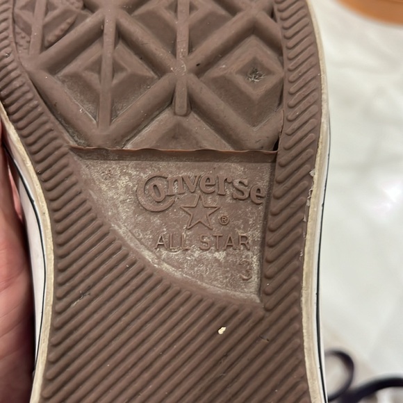 EUC Converse All Star high top in metallic purple - Picture 7 of 8